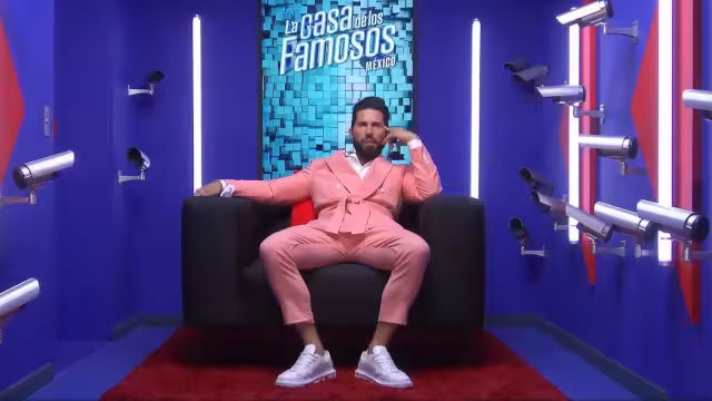 Poncho de Nigris se desmorona tras recordar la muerte de su hermano, Toño