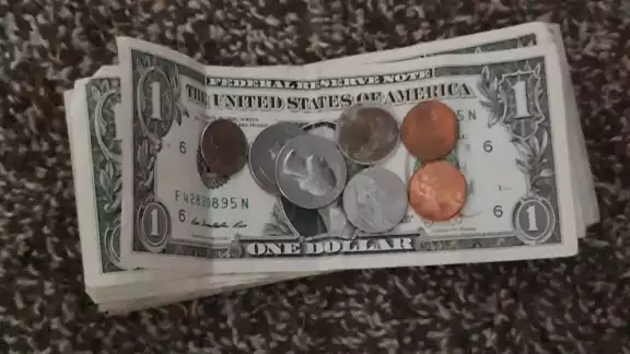 Por cuarta ocasión el peso mexicano frente al dólar se depreció este jueves