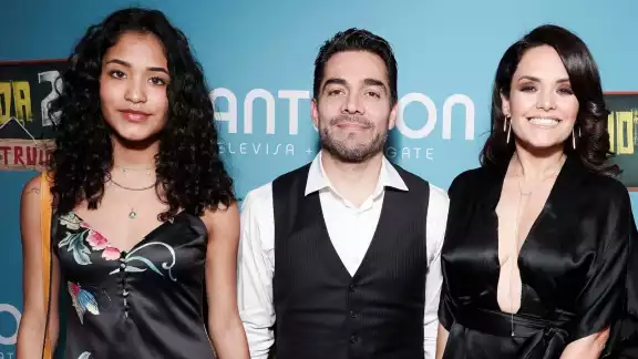Omar Chaparro se presentará junto a su hija y su esposa en España. Foto: Especial