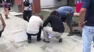 Personas llegaron a los diversos puntos de la isla para destruir las boletas y las urnas