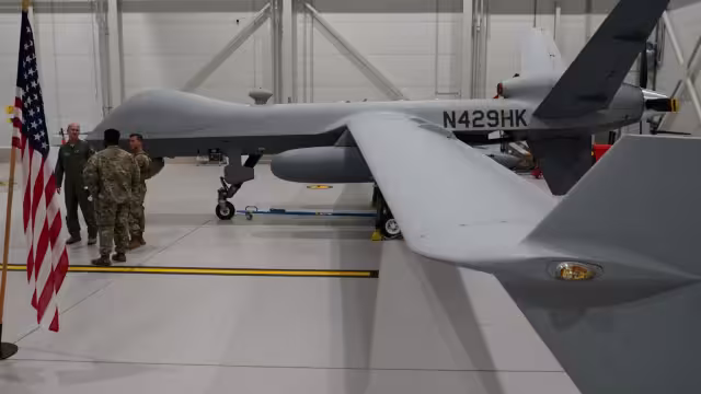 Dron de vigilancia estadounidense fue derribado por aviones de caza rusos