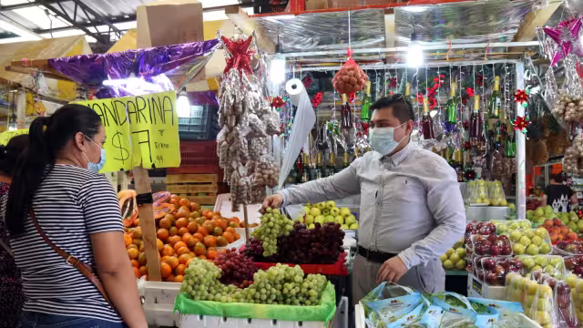 Los comerciantes, por experiencia de años anteriores, esperan las compras de última hora para ver que sus utilidades sean las deseadas tras un año difícil