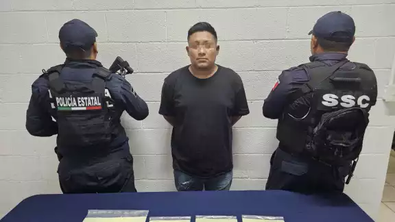 Las posibles sustancias aseguradas fueron marihuana, y cristal o metanfetamina