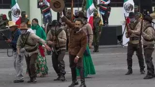 Desfile por aniversario de la Revolución Mexicana en CdMx