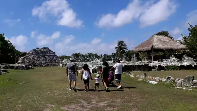 En muchas ocasiones son el primer rostro de México ante los turistas