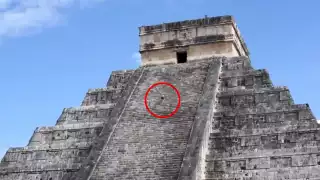 Mujer subió a Chichén Itzá para cumplir promesa a su esposo muerto