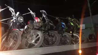 Operativo nocturno en Escárcega deja  20 motocicletas aseguradas
