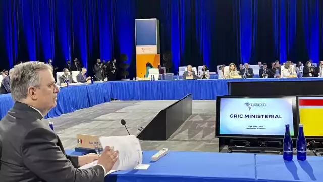 Ebrard exhortó a realizar un cambio de relaciones que sea conveniente para las Américas. Foto: Especial