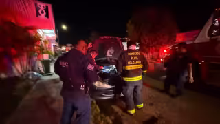 Conato de incendio en vehículo moviliza a bomberos en Palmas l de Playa del Carmen