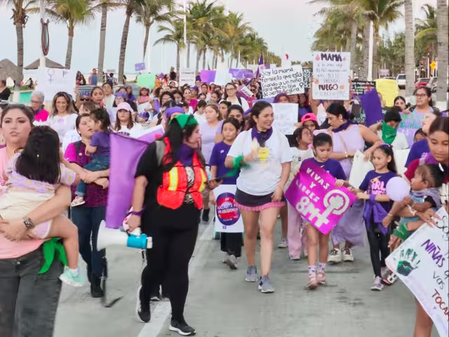 ¡El feminismo carmelita se fractura en pleno Día de la Mujer!