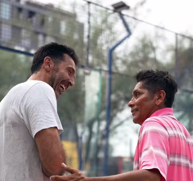Buffon y Jorge Campos previo al evento de FIFA en Mty
