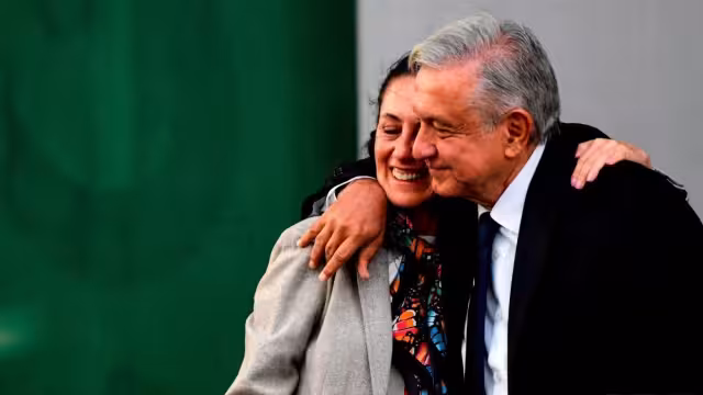 Claudia Sheinbaum agradece y reconoce a AMLO por lo que hizo durante su sexenio.