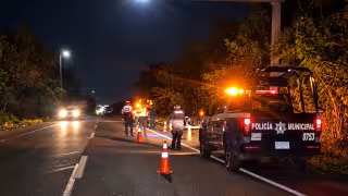 Hallan muerto a un hombre entre el monte en la carretera Champotón-Escárcega; presumen infarto