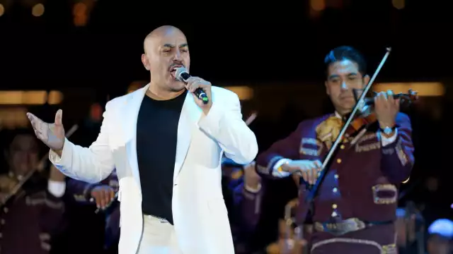 Lupillo Rivera fue hospitalizado y canceló conciertos