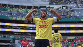 Henry Martín revela por qué rechazó salir del América pese a una oferta millonaria