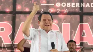 Sheinbaum extenderá el Tren Maya hacia Puerto Progreso, proyecto de Huacho Díaz Mena