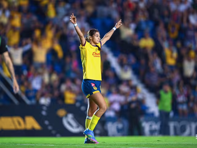 Con cinco goles en las cuatro jornadas, la posiciona como la segunda máxima goleadora del Apertura 2025