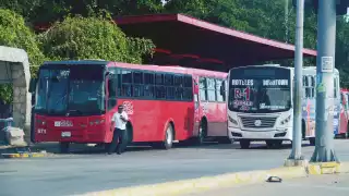 “Mafia del transporte” público en Cancún: Promesas  políticas no van alineadas a favor de los ciudadanos