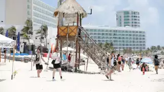 Alrededor de 20 bañistas fueron salvados de ahogarse en Playa  Forum durante vacaciones de Semana Santa 