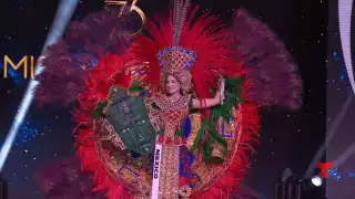 Maria Fernanda representó a México con un traje típico que lleva a las culturas indigenas