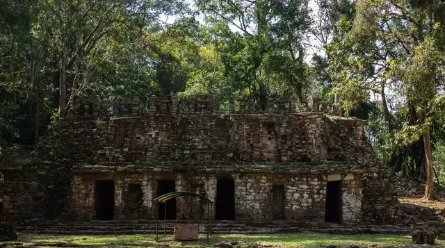Tras seis años de estudios, X’baatún confirma su importancia regional en la cultura maya