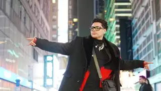 Esta es la enfermedad autoinmune que afecta la salud de Eduin Caz