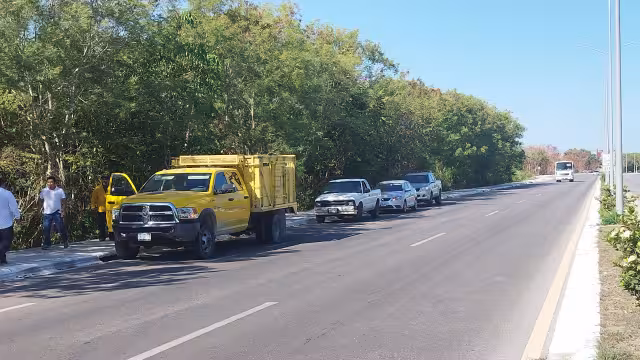 Campeche y Escárcega operan con patrullas vencidas en combate a incendios