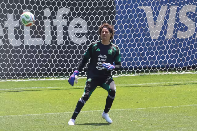 Memo Ochoa
