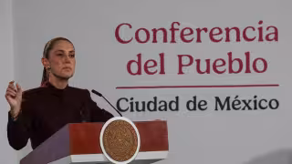 Presidenta de México critica petición de senadores para usar salón VIP del AICM; Cancillería confirma que fue rechazada