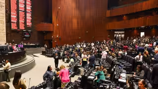 Diputados aprueban Ley de Ingresos 2027 por 10.6 billones de pesos; amplían beneficios fiscales a grandes contribuyentes