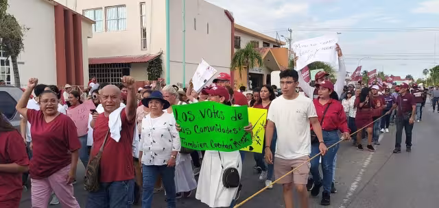 La candidata no asistió a la Caminata de la Unidad y Esperanza, a la cual, acusaron, hubo acarreados