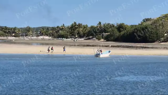 Bajamar en Champotón afecta embarcaciones ribereñas y actividad pesquera