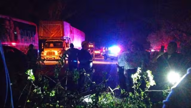 Pobladores de La Libertad bloquearon nuevamente la carretera Escárcega–Chetumal.