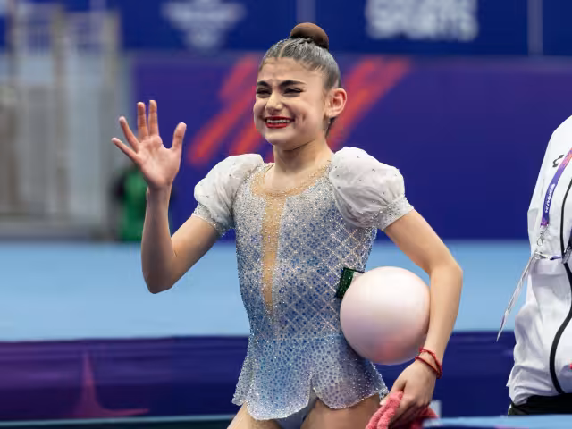 La yucateca emocionada por su metal