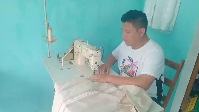 Se independizó a los 18 años y abrió su negocio en Hunucmá