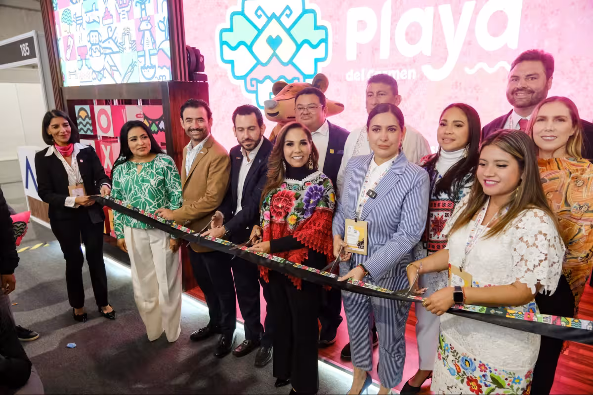 Inauguran stand de Playa del Carmen en el Tianguis Turístico 2025 - PorEsto
