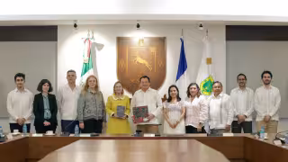 Yucatán firma convenios con Francia para enseñar francés en escuelas públicas