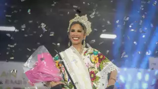 Eny Elizabeth Paredes Villalobos de Chocholá, Embajadora de la Feria Internacional de Yucatán Xmatkuil 2025.