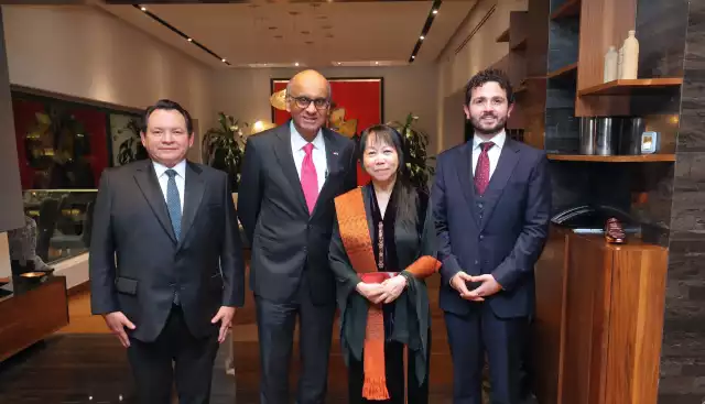 Joaquín Díaz Mena se reunió con el presidente de Singapur, Tharman Shanmugaratna