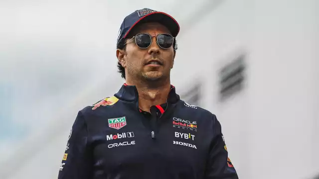 Checo Pérez no tuvo una buena práctica clasificatoria y este domingo tendrá que salir desde la casilla 16 en la parrilla 