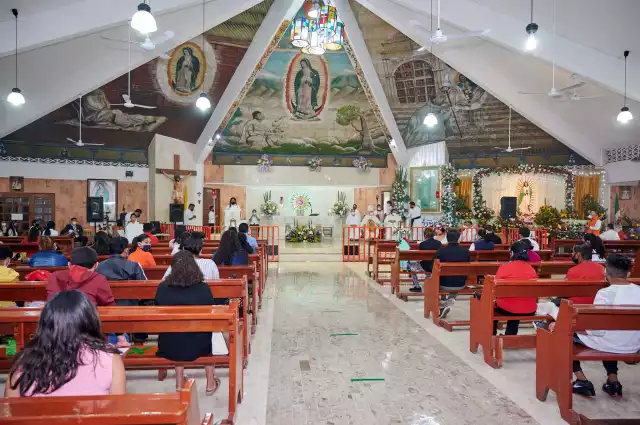 Peregrinos recorren kilómetros a pie y en bicicleta para honrar a la Virgen de Guadalupe