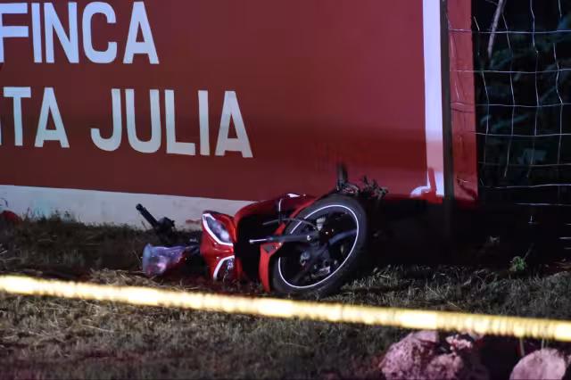 El regidor de Seyé perdió la vida tras estrellarse contra un muro