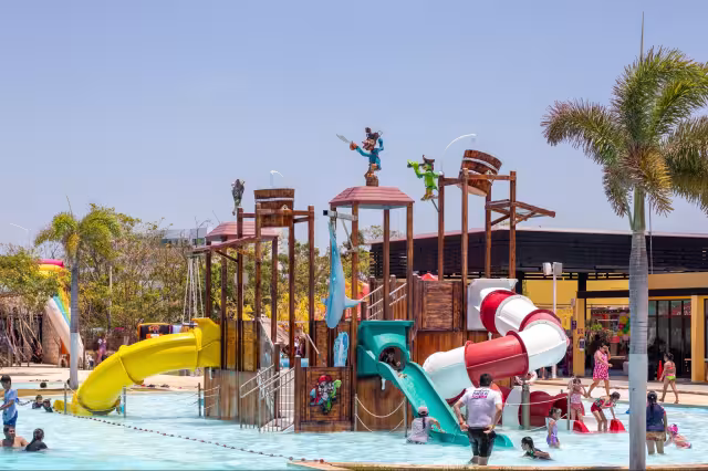 El evento principal será “Mar de Juegos – Festival Infantil Campeche” el 25 de abril. Se realizará en el Parque Acuático Campeche de 10:00 a 17:00 horas.