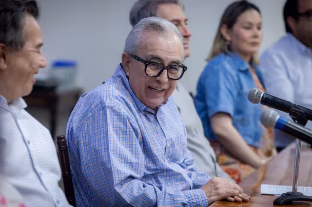 Rubén Rocha Moya responde a citatorio de la FGR