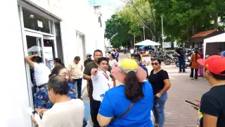 Se cae sistema del SATQ y desata molestia durante canje de placas en Chetumal