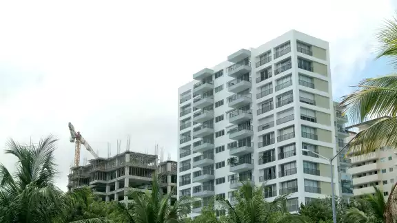Con la caída del turismo, ahora la gente en Cancún busca rentas más baratas por la merma en sus ingresos