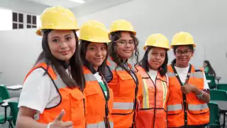 Jóvenes de Quintana Roo se preparan para trabajar en el Tren Maya
