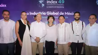 Joaquín Díaz Mena participa en la inauguración de la  Convención  del Consejo Nacional de la Index, en Mérida