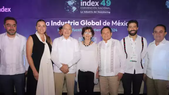 Joaquín Díaz Mena destacó su interés de que Yucatán atraiga más inversión y genere confianza