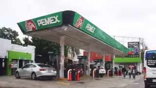 Hacienda reduce estímulo al IEPS del diésel y gasolina mientras presión en precios sigue por petróleo arriba de 100 dólares